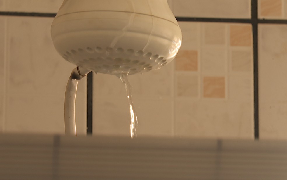 Cerca de 2 bilhões de pessoas ao redor do mundo já vivem sem acesso regular a água potável fresca. — Foto: Foto: Reprodução/EPTV